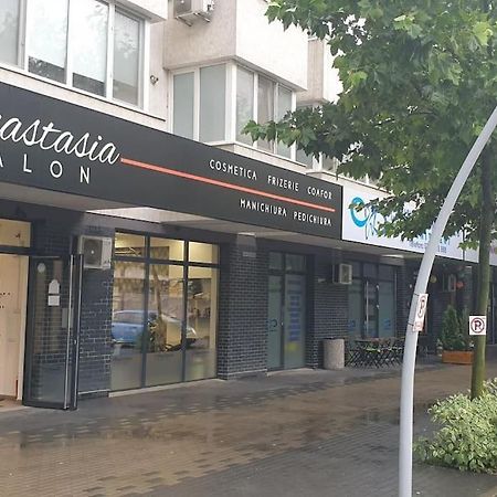 Studio Modern. Bucureşti Ngoại thất bức ảnh