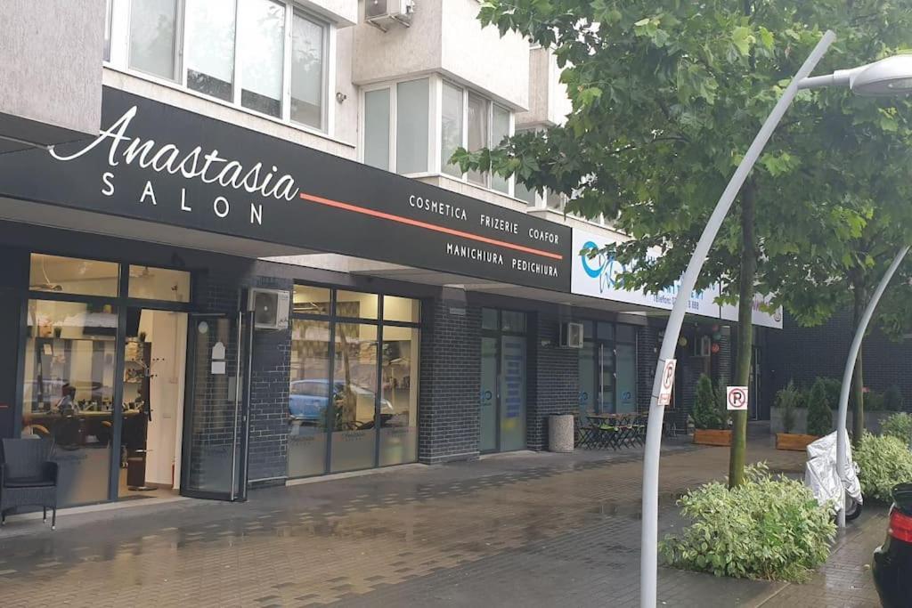 Studio Modern. Bucureşti Ngoại thất bức ảnh